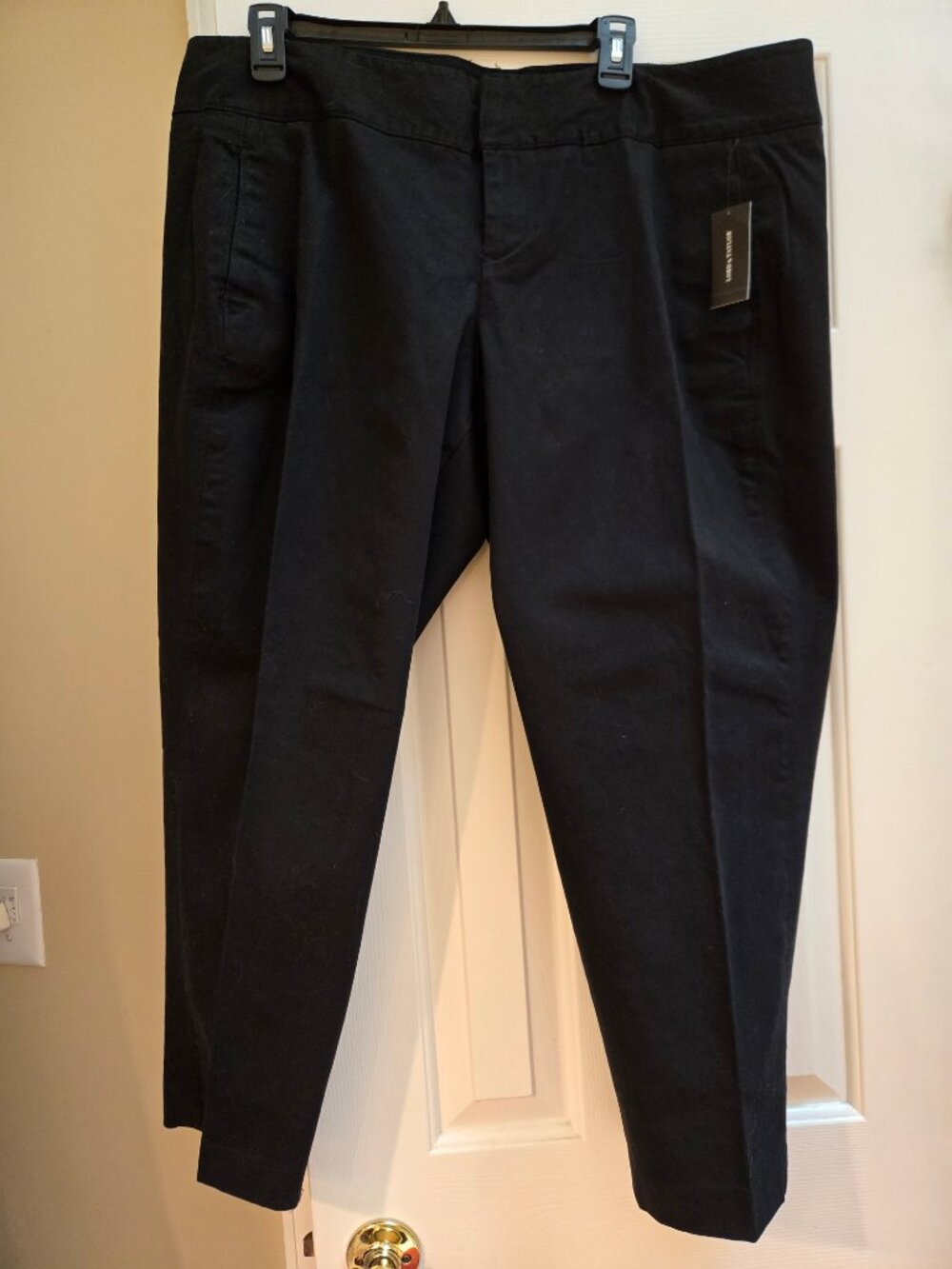 NWT Lord & Taylor Black Ankle Pants 14W